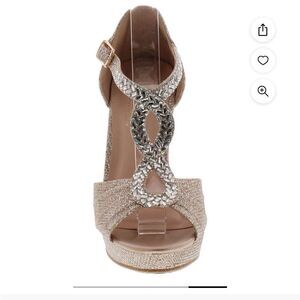 De Blossom Collection Alina nude/gold Strappy heels